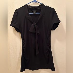 (S) White House Black Market Classic Black Tee Blouse with Large Bow Tie…